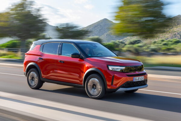 OPEL FRONTERA ELECTRIC: MOST 100 KILOMETERREL TÖBB HATÓTÁV